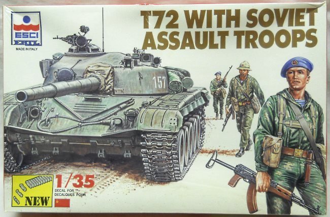 ESCI 1/35 T72 With Soviet Assault Troops (Spetsnaz Paratroopers), 5031 plastic model kit